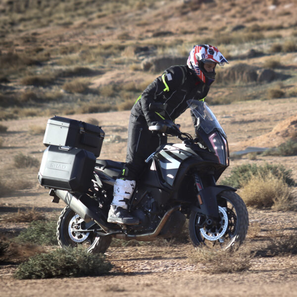 TOP CASE TR48 TERRA BLACK EDITION